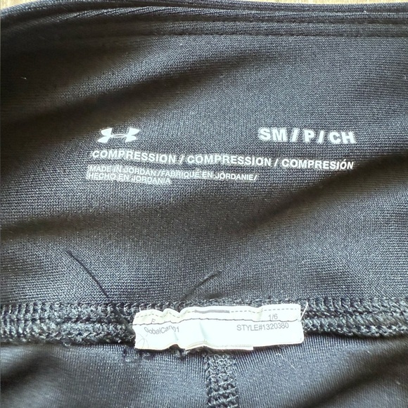 Under Armour Compression Leggings with Geometric Design Women’s Size Small - Picture 8 of 11